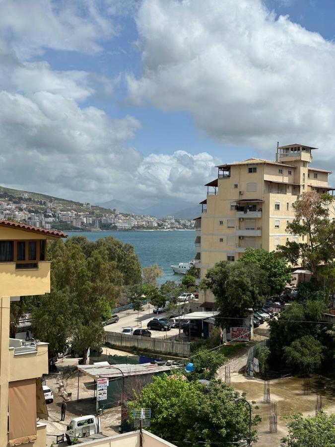 Cityscape Saranda Bagian luar foto